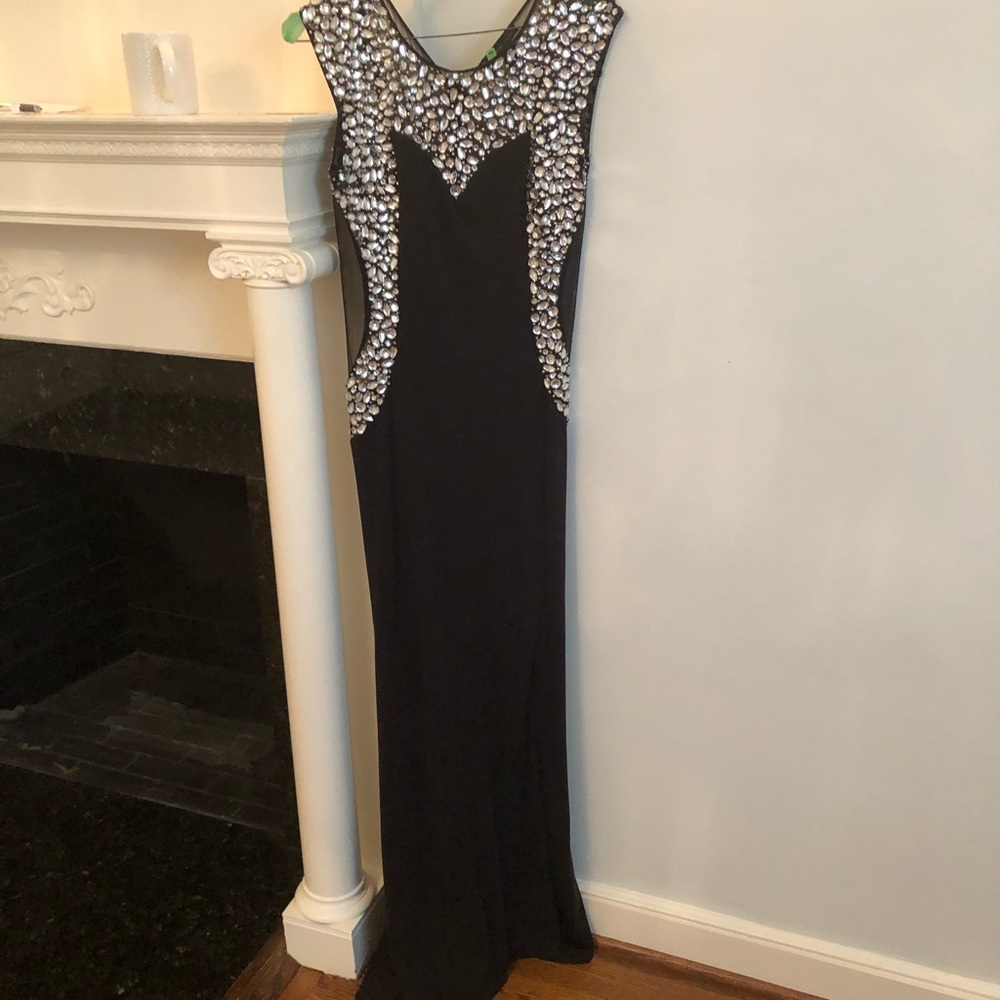 Caribbean queen Black gown with rhinestones